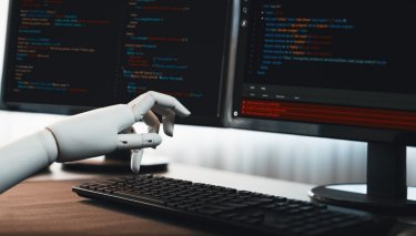 図5 生成AIでハードやソフトの設計言語を生成しシステム開発