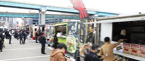 お弁当販売、キッチンカー