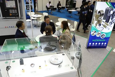 機構部品 大物加工