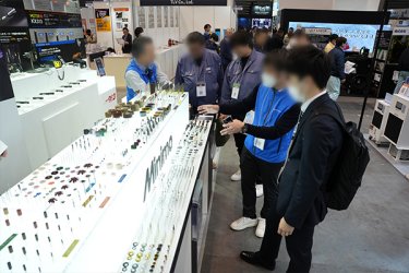 会期初日の様子