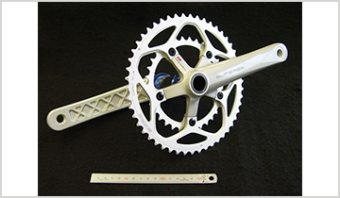 <World's first> Magnesium alloy forged bicycle cranks